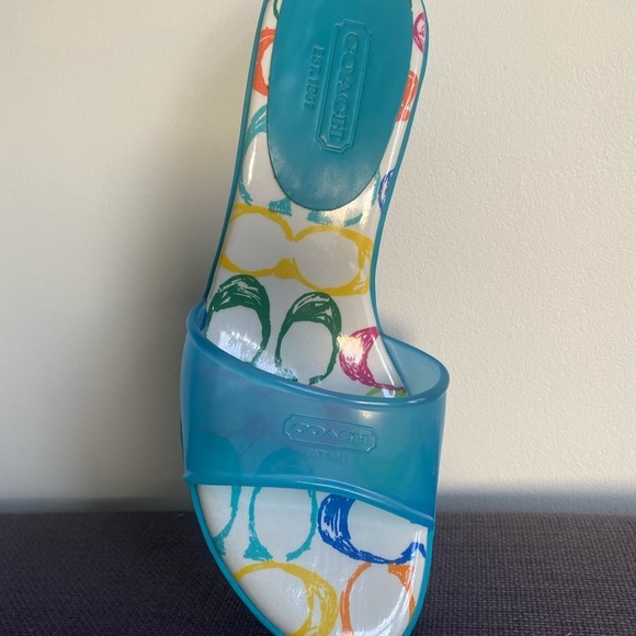 Coach Signature Sandal - Picture 7 of 9